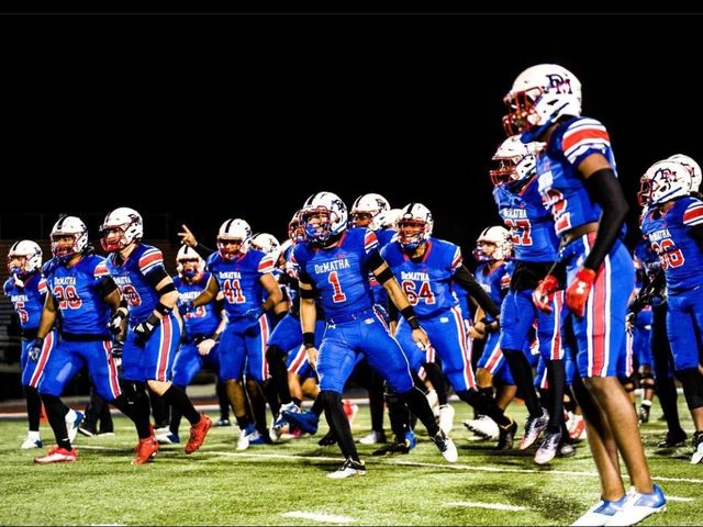 dematha-football-dematha-football-powered-by-sportsmarkit